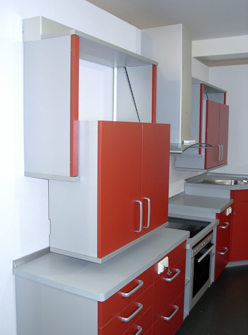 Barrierefreie Küchen, Rampen & Haltesysteme vom Meisterbetrieb