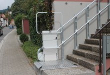 Kurvenplattformlift außen